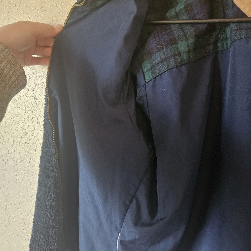 Pendleton Zip Up Sweater! - Picture 4 of 5